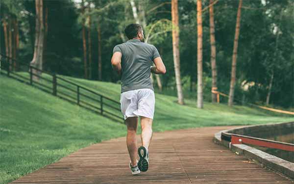 chạy bộ giúp cơ thể tăng sức đề kháng