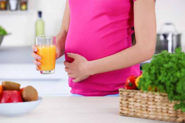 Vitamin giúp bảo vệ sức khỏe phụ nữ mang thai